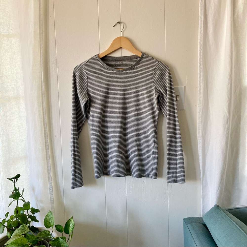 Eddie Bauer | striped long sleeve